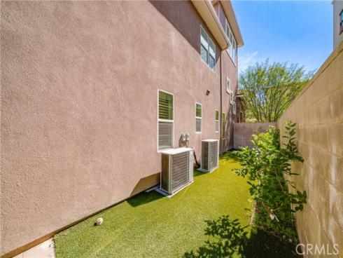 79 Pelican , Irvine, CA
