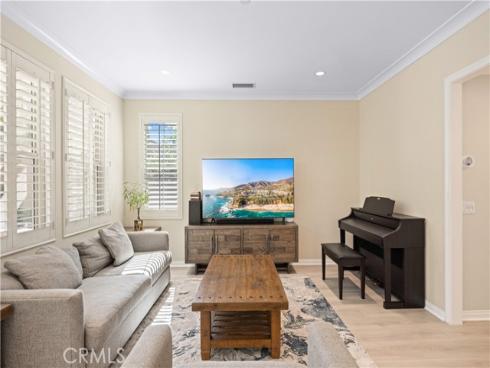 107 Overbrook , Irvine, CA