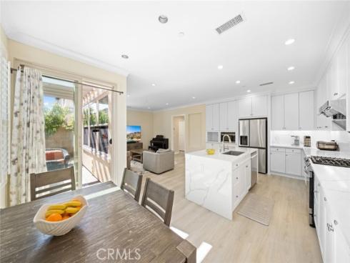 107 Overbrook , Irvine, CA