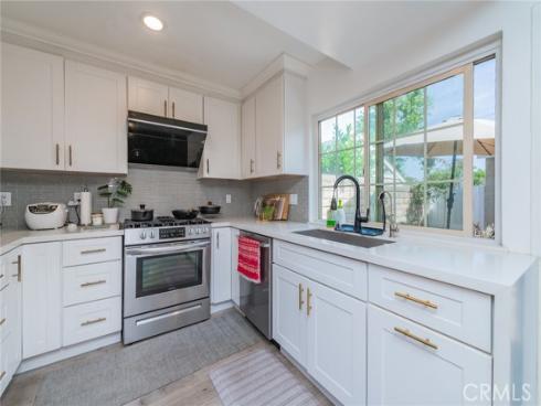 8 Deodar , Irvine, CA