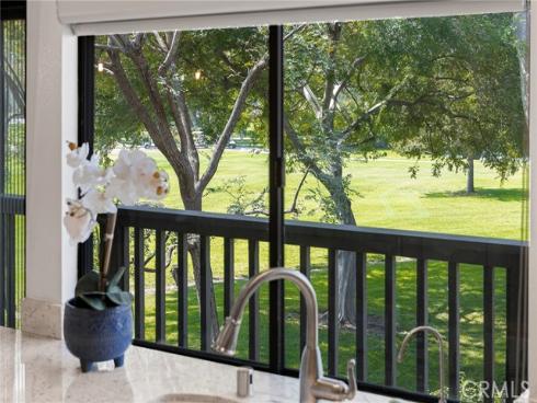 38  Arboles  , Irvine, CA