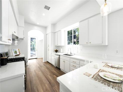 66 Turnbury , Irvine, CA