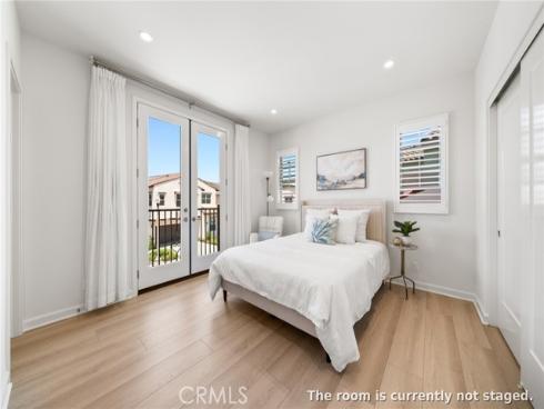 246 Canterbury , Irvine, CA