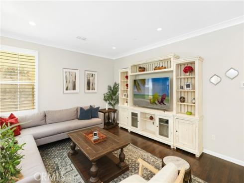 231 Rodeo , Irvine, CA