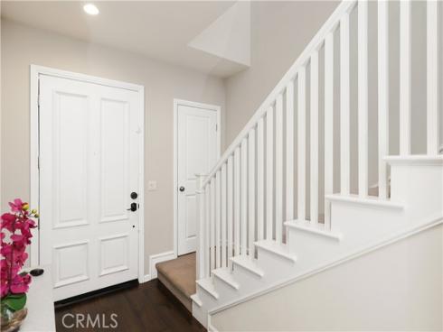 231 Rodeo , Irvine, CA