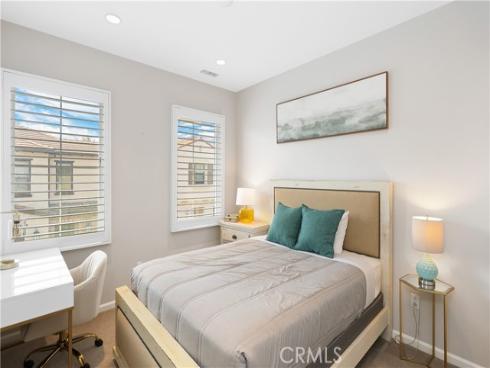 231 Rodeo , Irvine, CA