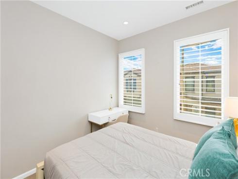 231 Rodeo , Irvine, CA