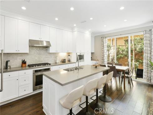 231 Rodeo , Irvine, CA