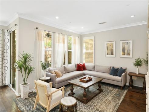 231 Rodeo , Irvine, CA