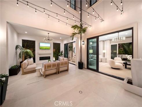 106 Coldwater , Irvine, CA