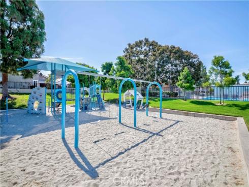49 Meadowgrass , Irvine, CA