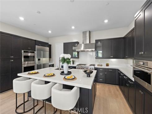 77 Pelican , Irvine, CA