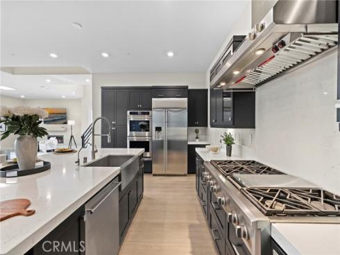 77 Pelican , Irvine, CA