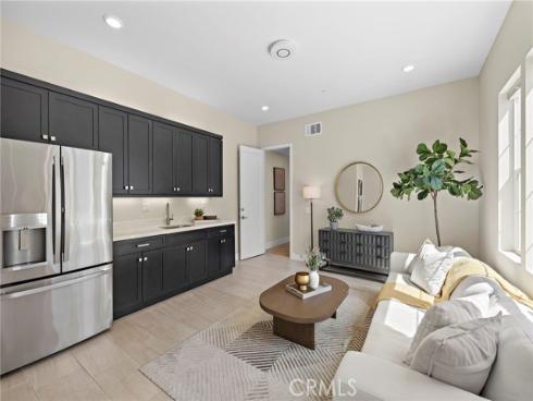 77 Pelican , Irvine, CA
