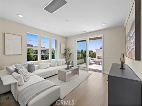 77 Pelican , Irvine, CA
