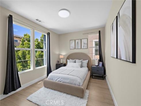 77 Pelican , Irvine, CA