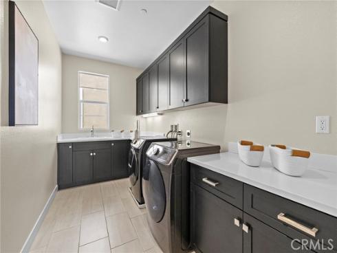 77 Pelican , Irvine, CA