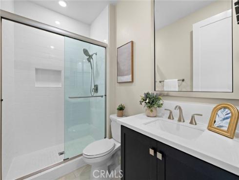 77 Pelican , Irvine, CA