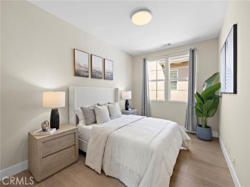 77 Pelican , Irvine, CA