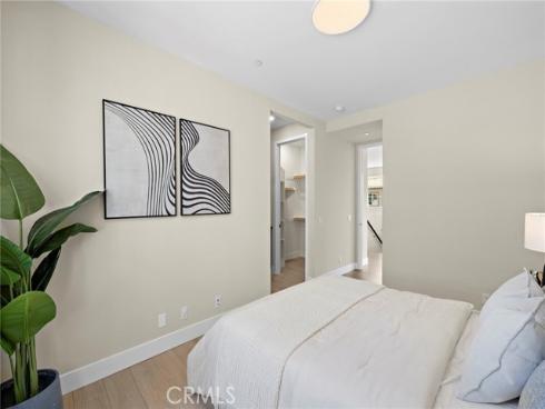 77 Pelican , Irvine, CA