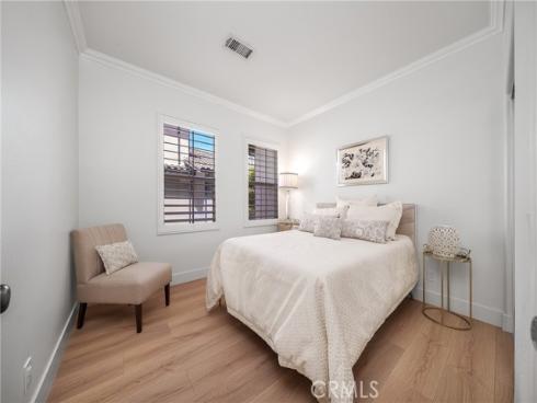 191 Lockford , Irvine, CA