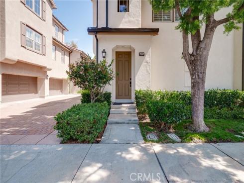 191 Lockford , Irvine, CA