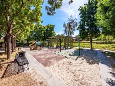 191 Lockford , Irvine, CA