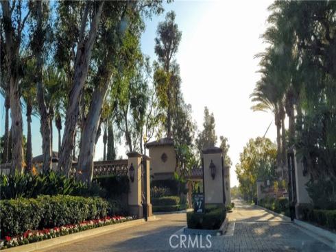 191 Lockford , Irvine, CA