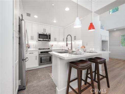 191 Lockford , Irvine, CA