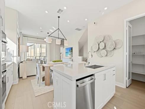 15 Merit , Irvine, CA