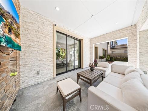 114 Interstellar , Irvine, CA
