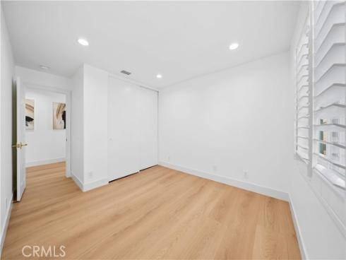 33 Winterfield Road, Irvine, CA