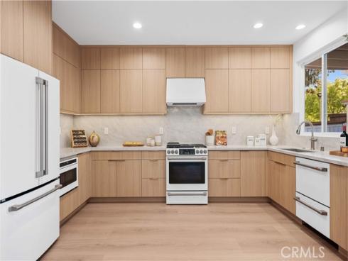 33 Winterfield Road, Irvine, CA