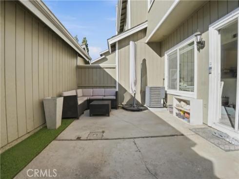 48 Monroe , Irvine, CA