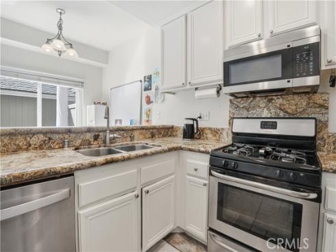 48 Monroe , Irvine, CA