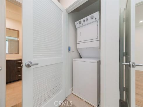 2414  Nolita  , Irvine, CA