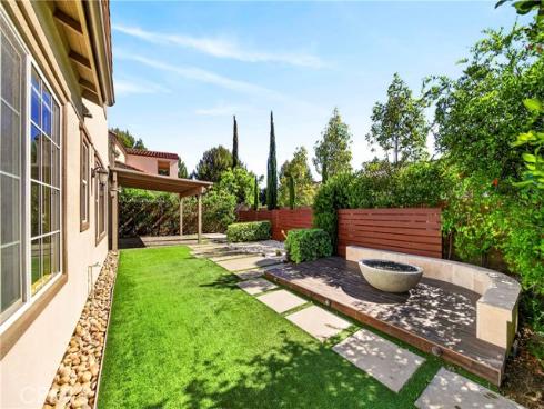 104 Sparrow , Irvine, CA
