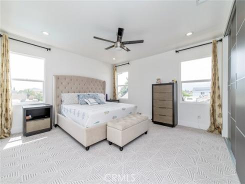 4512 Robinwood , Irvine, CA