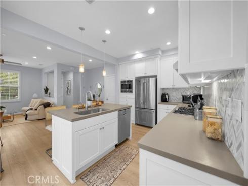 188 Excursion , Irvine, CA
