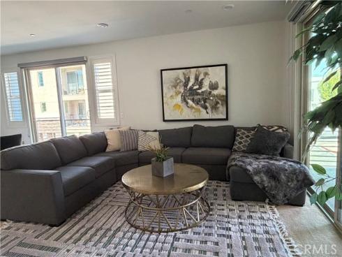 179 Cadence , Irvine, CA
