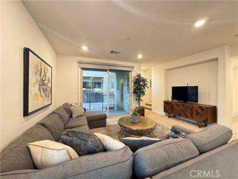 179 Cadence , Irvine, CA