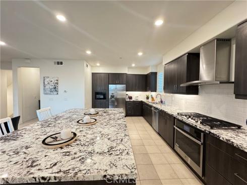 179 Cadence , Irvine, CA
