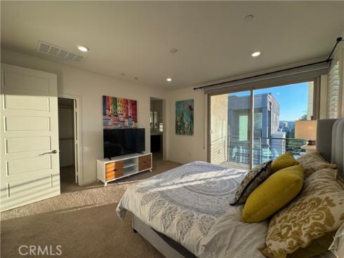 179 Cadence , Irvine, CA