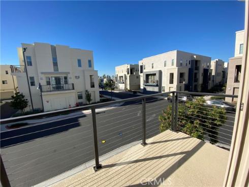 179 Cadence , Irvine, CA