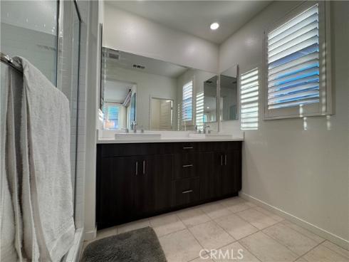179 Cadence , Irvine, CA