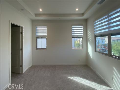 110  Sunnyside  , Irvine, CA
