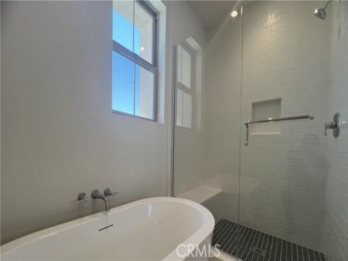 110  Sunnyside  , Irvine, CA