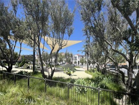 110  Sunnyside  , Irvine, CA