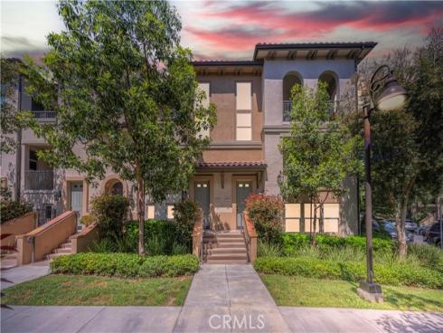 135 Neptune , Irvine, CA