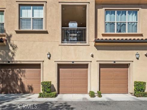 102  Capricorn  , Irvine, CA